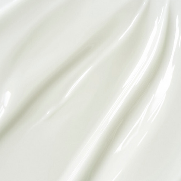 urban-uv-defense-fluid-spf50-face-shield